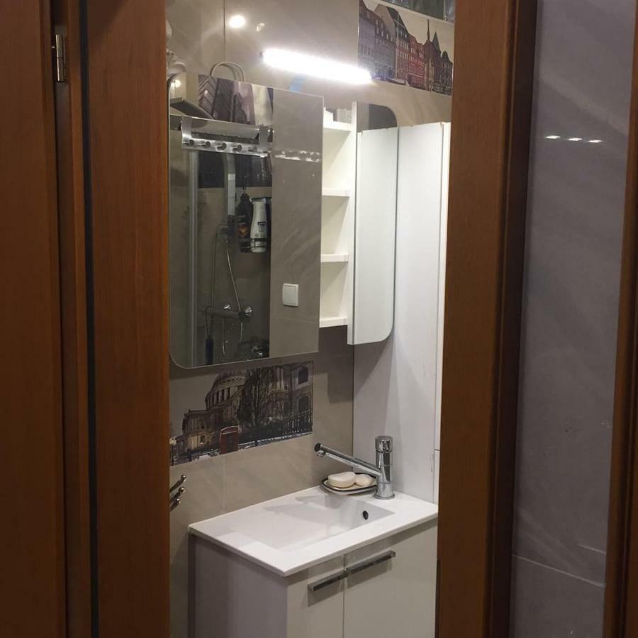 Karmelek Apartamento Varsovia Exterior foto